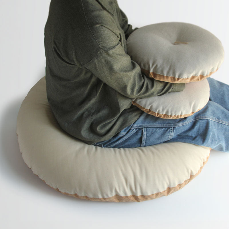 Maru (Round) Zabuton - Natural Cork Leather - 60 and 90 cm Diameter