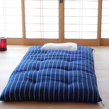 Japanese Futon Mattress Made by Craftsmen (Fabric: Enshu Weave Cotton Shima Stripes Pattern, Filling: Organic Cotton 100%)