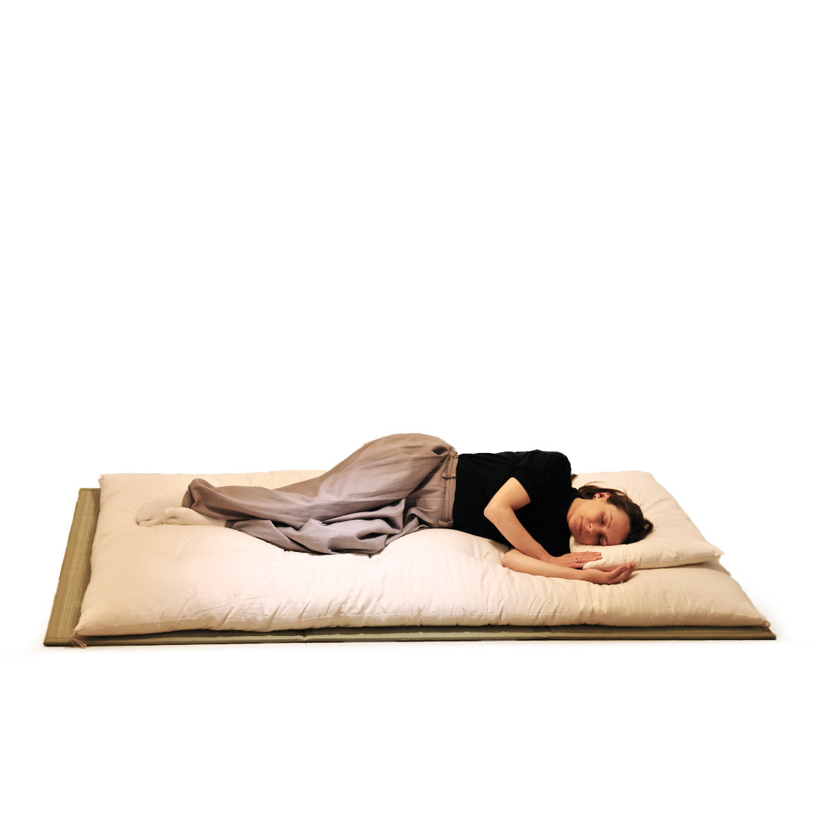 GOTS Certified Japanese Futon Mattress, Artisan Handmade (Fabric: Organic Cotton, Filling: Organic Cotton 100%)