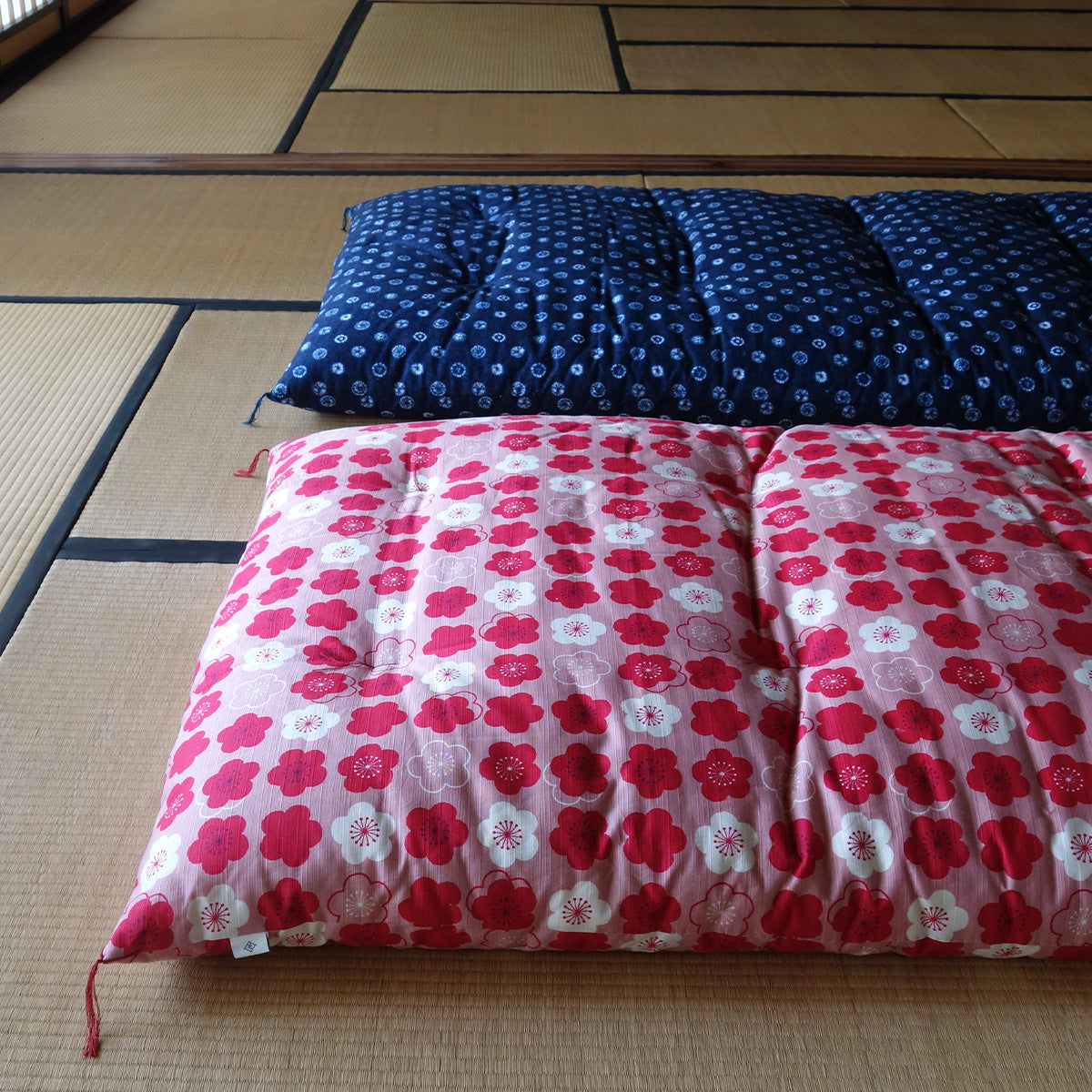 Japanese Futon Mattress, Artisan Handmade (Fabric: Koubai, Filling: Organic Cotton 100%)