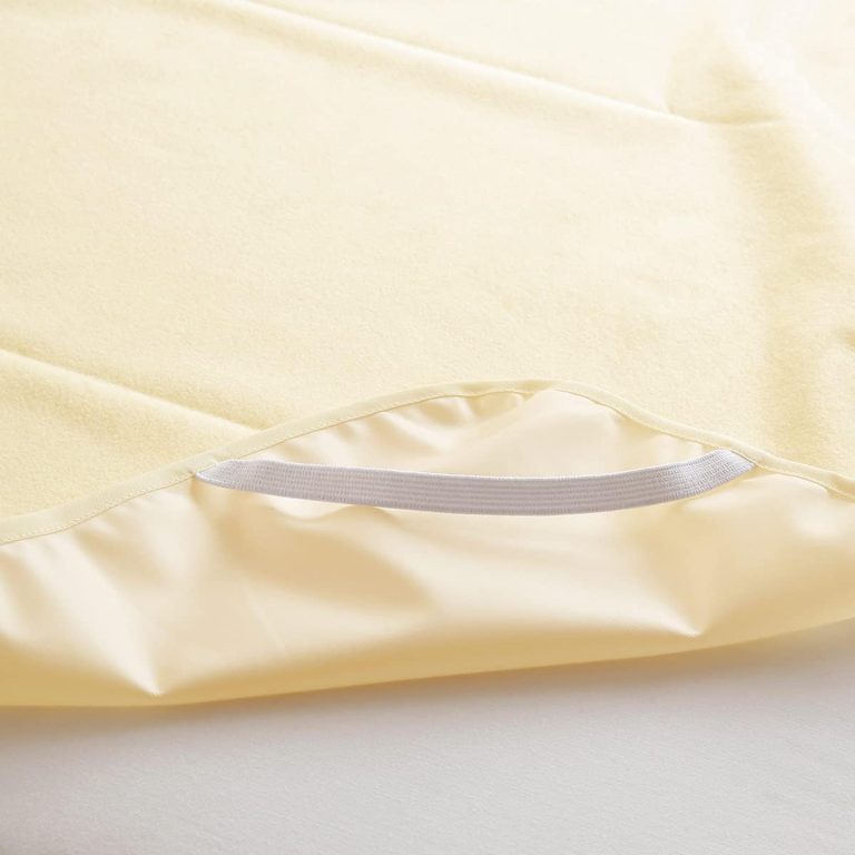 Nishikawa Water proof Under Pad for Baby, Mattress Protector  120 x 70 cm / 47.2 x 27.5 in