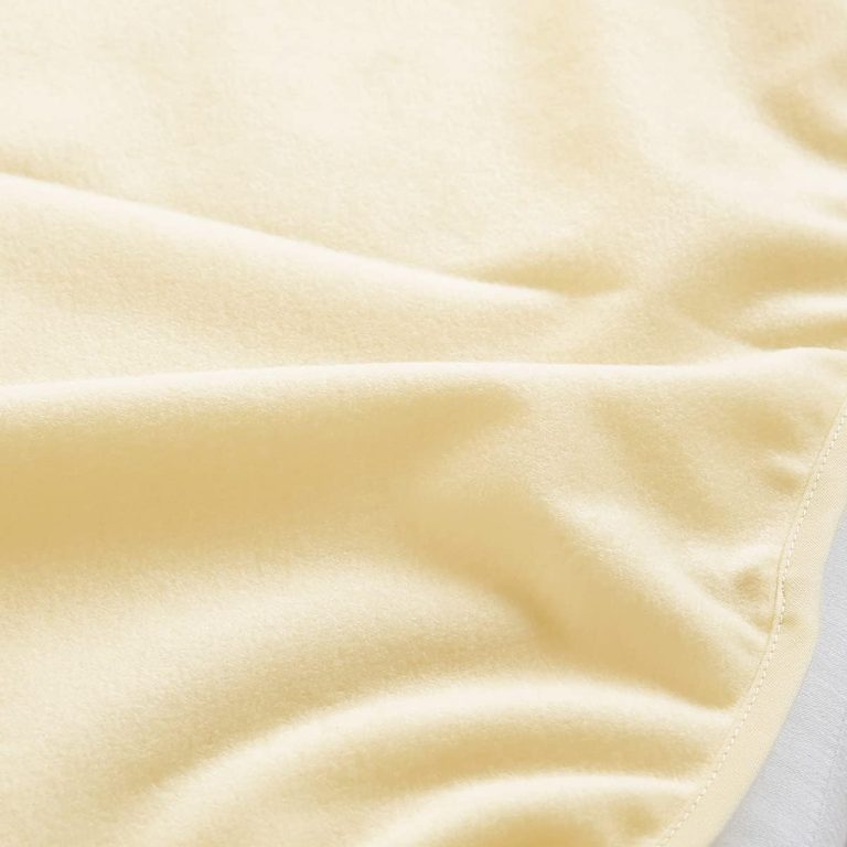 Nishikawa Water proof Under Pad for Baby, Mattress Protector  120 x 70 cm / 47.2 x 27.5 in